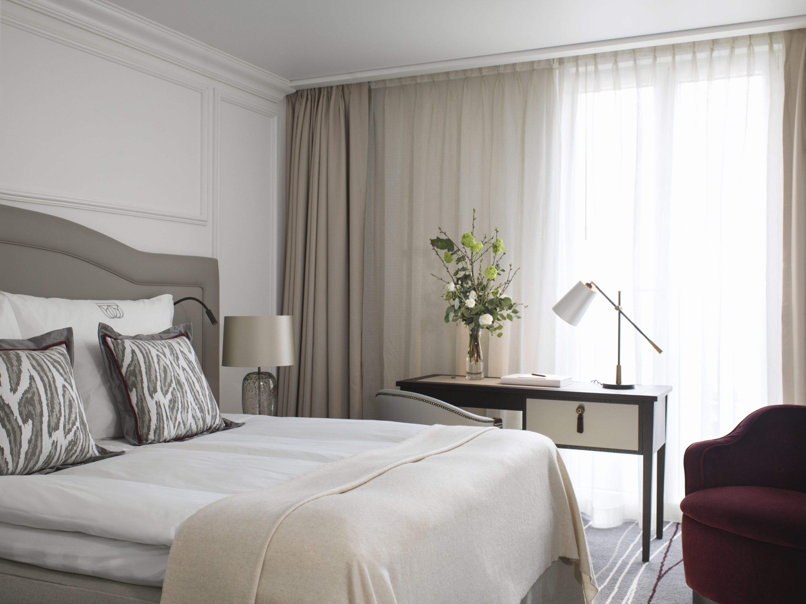 Britannia Hotel in Trondheim’s Superior double room, styled by Metropolis Interior Architects.