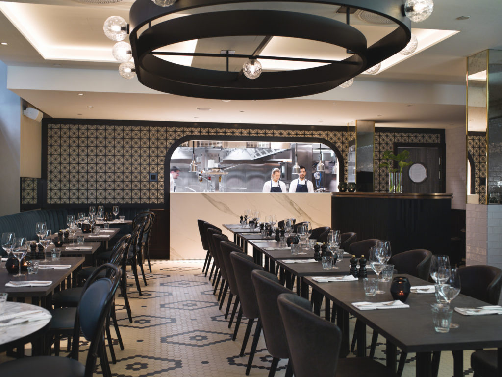 Brasserie Britannia is a classic French eatery. Informal, alive with people and pulsating with great dishes.