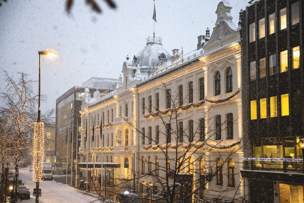 Snow on Britannia hotel